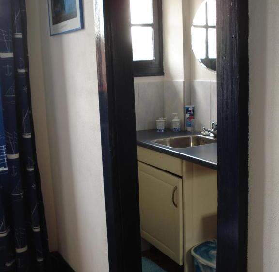 싱글 기본 룸 공용 욕실, Chambres D'hôtes Notre Paradis