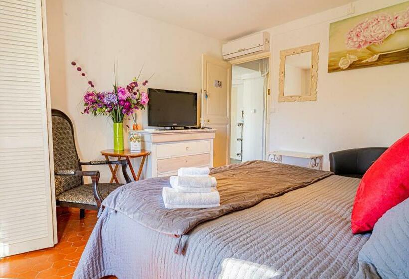 标准间, Domaine De L'aufrene