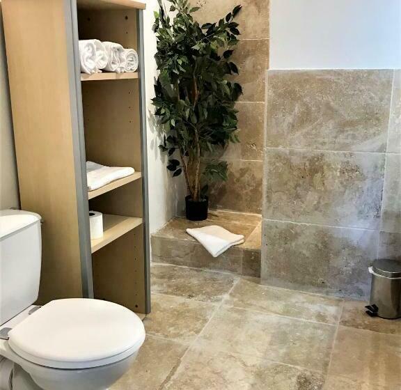 标准间, Domaine De L'aufrene