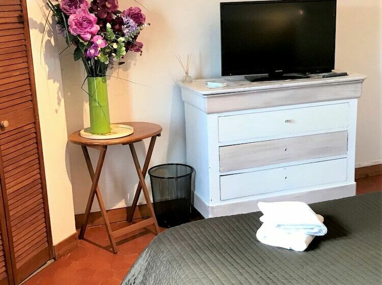 标准间, Domaine De L'aufrene