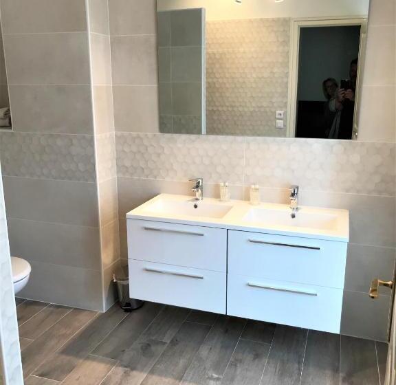 家庭间, Domaine De L'aufrene