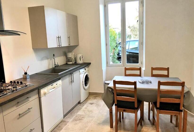 带2个卧室的高级公寓, Domaine De L'aufrene