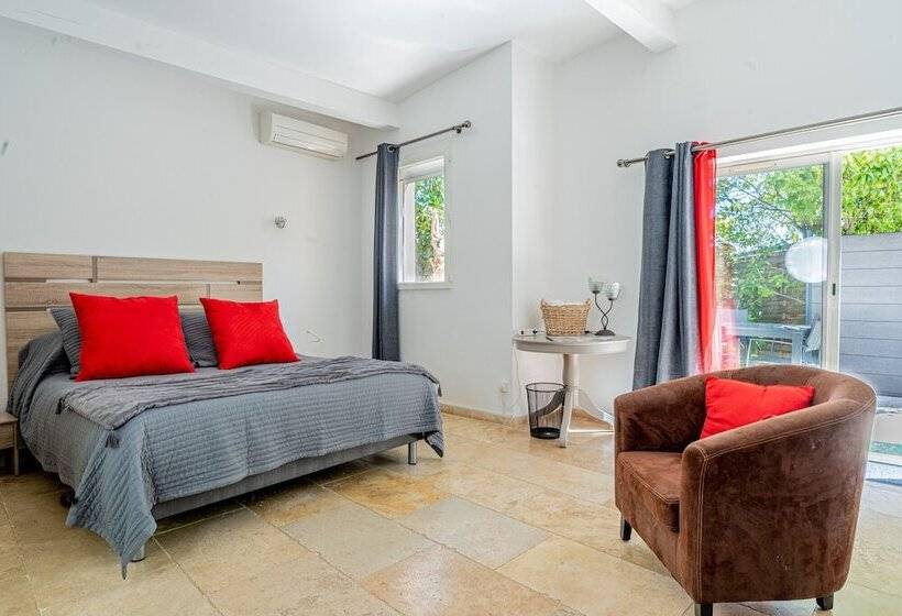 高级大房间, Domaine De L'aufrene