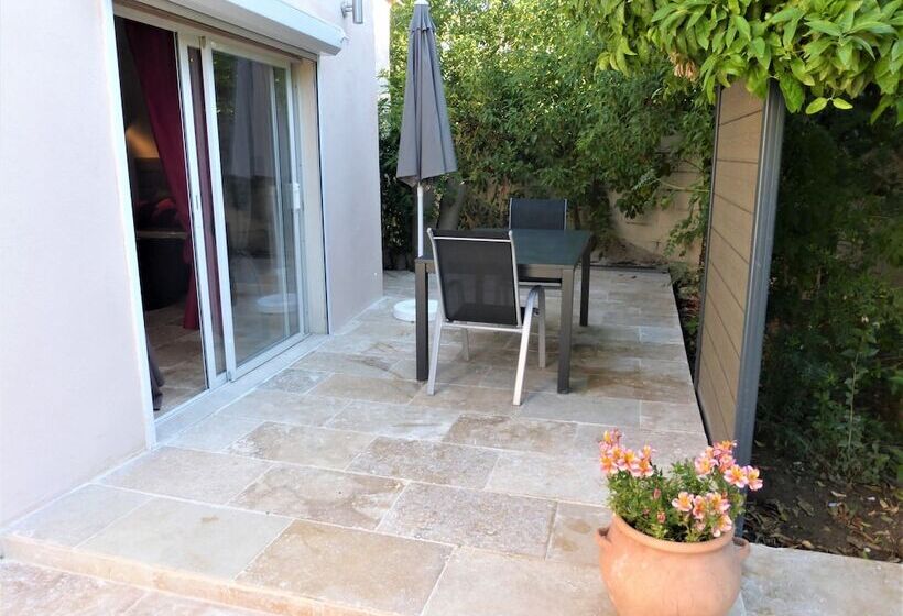 高级大房间, Domaine De L'aufrene