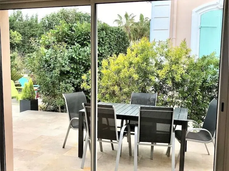 آپارتمان سوپریور 2 خوابه, Domaine De L'aufrene