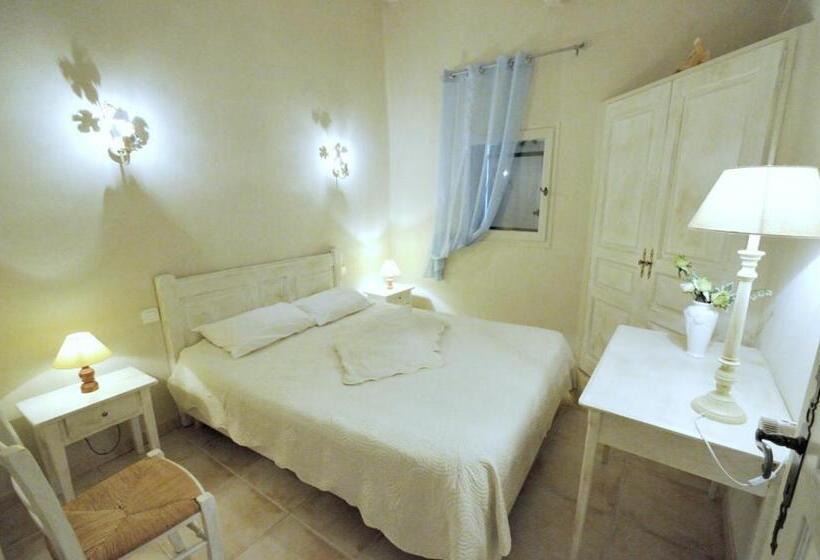 جناح جونيور مطل على الجبل, Domaine De Majastre