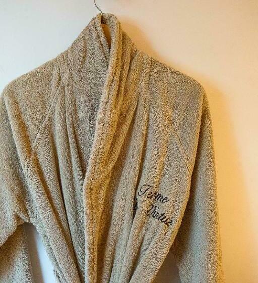 غرفة دوبلكس, La Ferme De Vintué