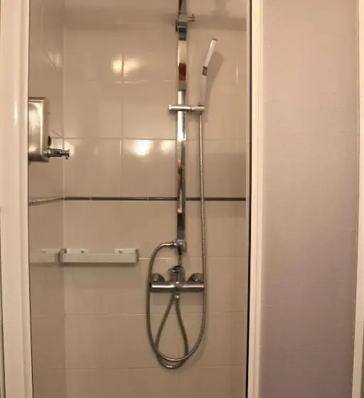 Standard Neljän Hengen Huone, La Jarbelle   Gîte Et Spa