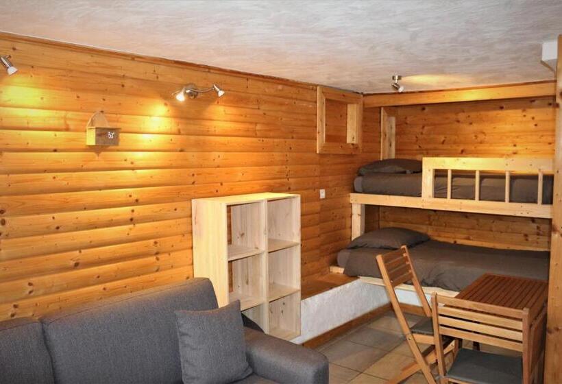 Семейное Студио, La Jarbelle   Gîte Et Spa