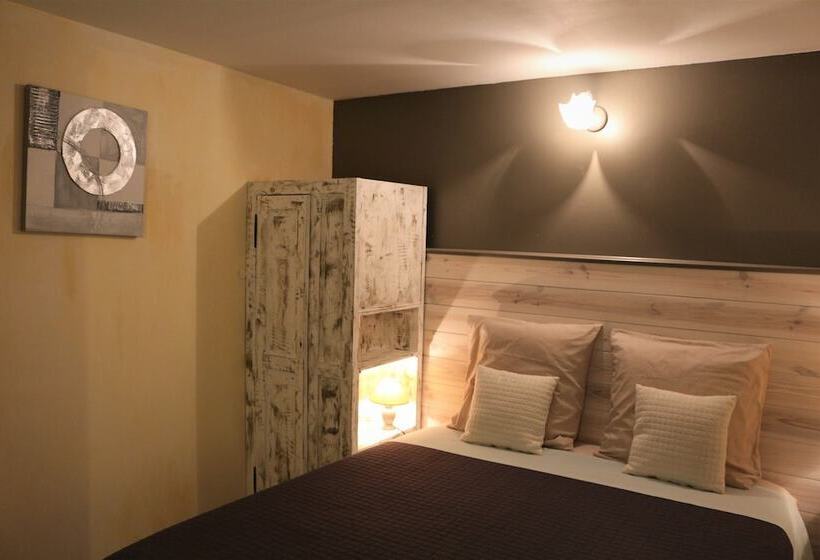 غرفة كلاسيكية رباعية, La Jarbelle   Gîte Et Spa