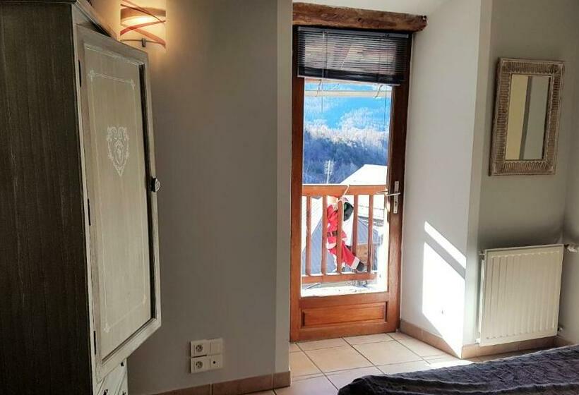 Номер Стандарт Вид на Горы, La Jarbelle   Gîte Et Spa