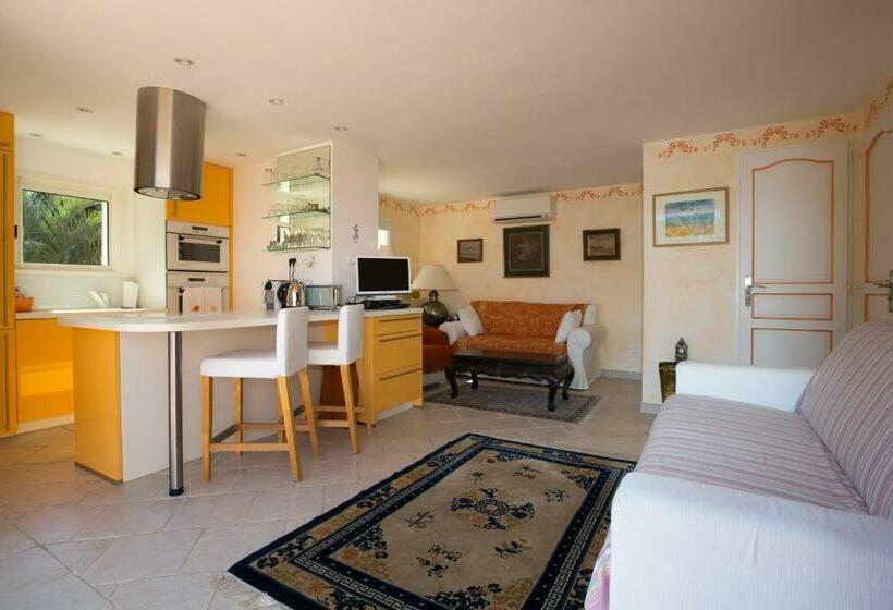 شقة كومفورت غرفة نوم واحدة, La Tarentane