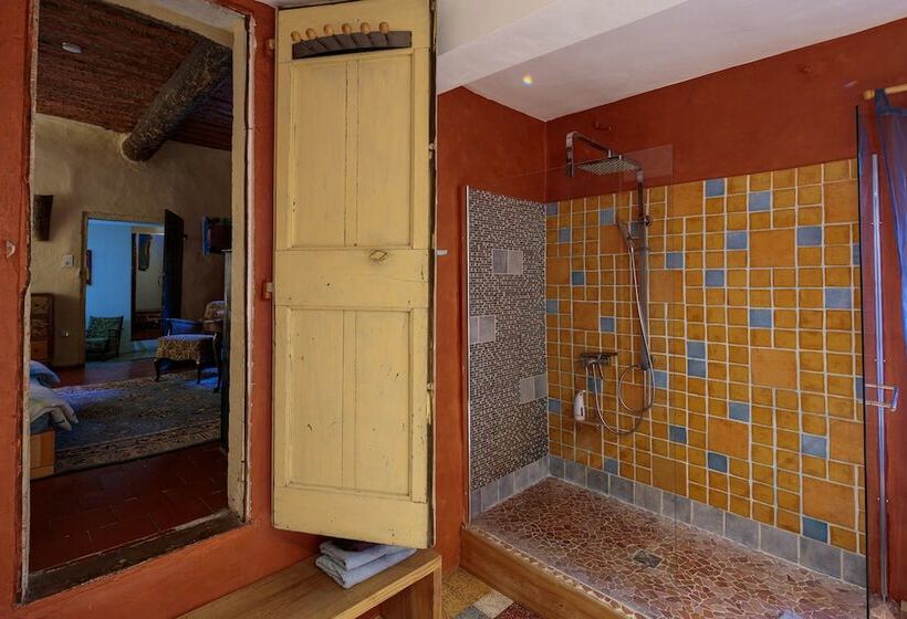 スーペリアールーム, La Vieille Maison   Chambre Et Halte Gourmande