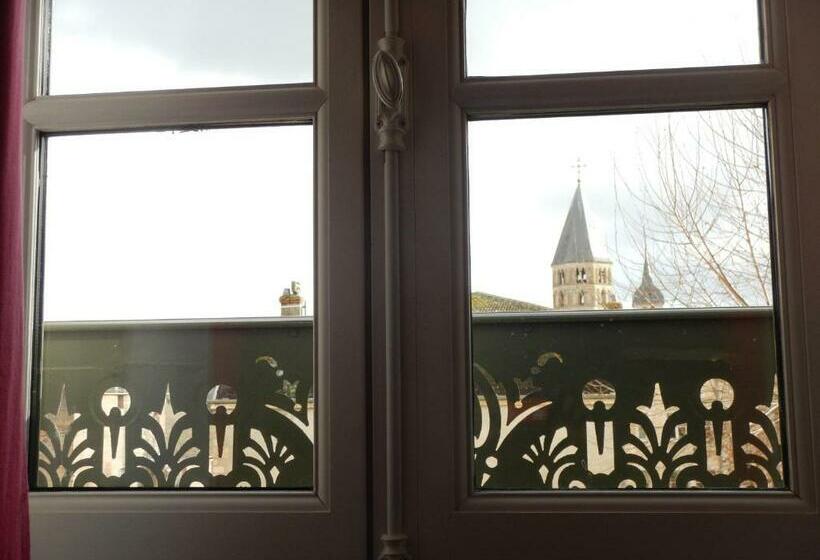 غرفة قياسية, Le Clos De L Abbaye