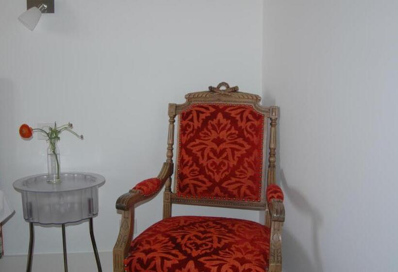 غرفة قياسية, Le Clos De L Abbaye