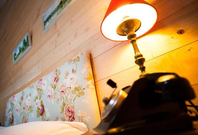 غرفة قياسية ثلاثية, Le Clos De L Abbaye