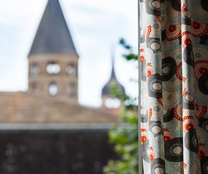 غرفة قياسية, Le Clos De L Abbaye