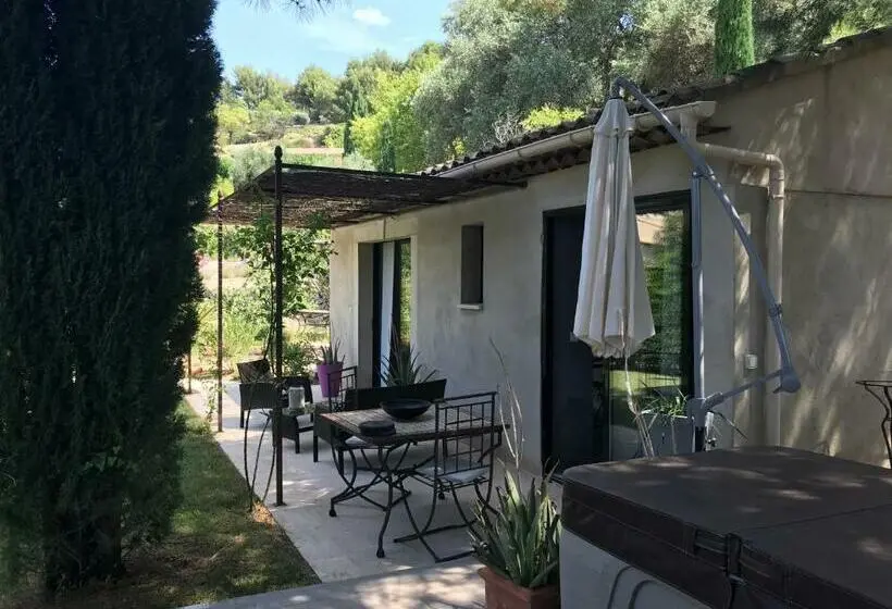 スタンダードルーム, Le Clos De La Chèvre Sud