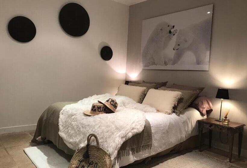 חדר סטנדרט עם ג'קוזי, Le Clos De La Chèvre Sud