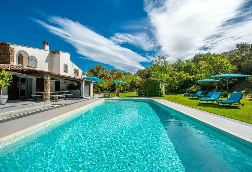 テラス付きスタンダードルーム, Le Joyau Du Golfe De St Tropez