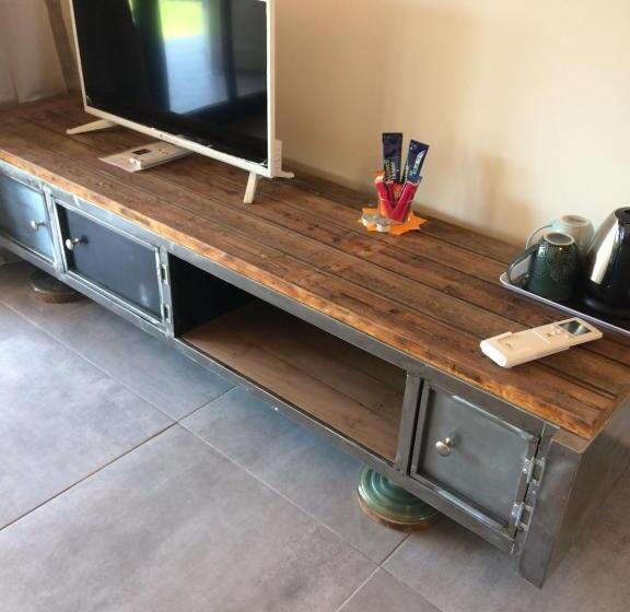 Номер Стандарт с Балконом, Mas De Bouvet En Camargue