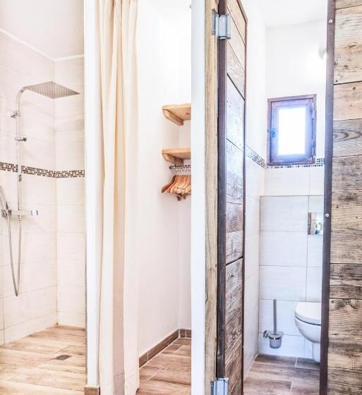 Номер Стандарт Вид на Сад, Mas De Bouvet En Camargue