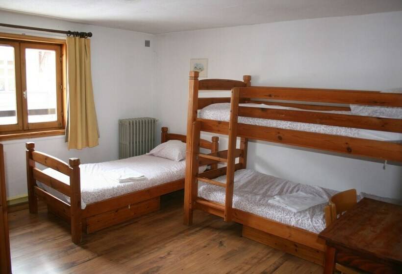 اتاق خانوادگی با سرویس بهداشتی مشترک, Chalet Hôtel La Rafale