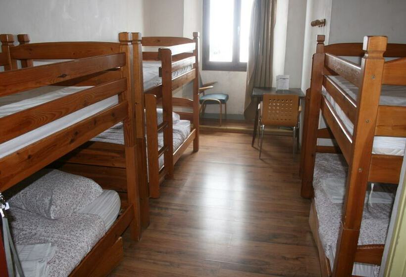 اتاق خانوادگی با سرویس بهداشتی مشترک, Chalet Hôtel La Rafale