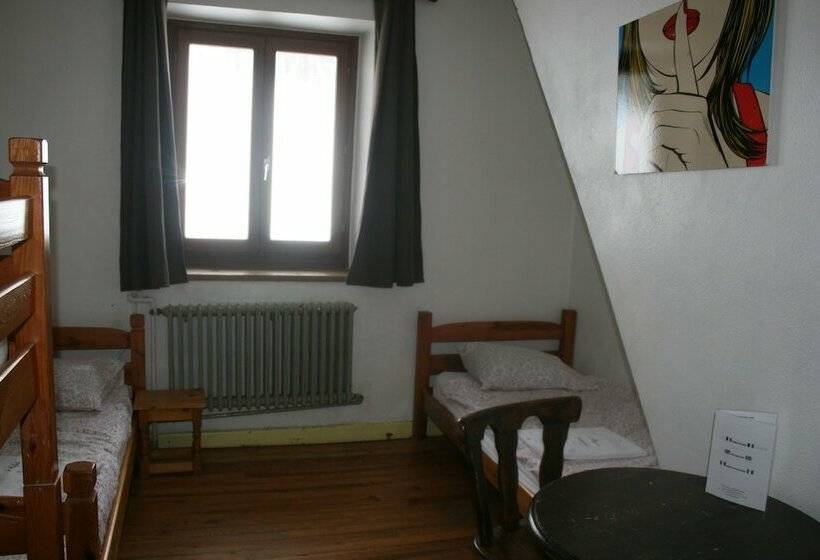 اتاق استاندارد چهار تخته, Chalet Hôtel La Rafale