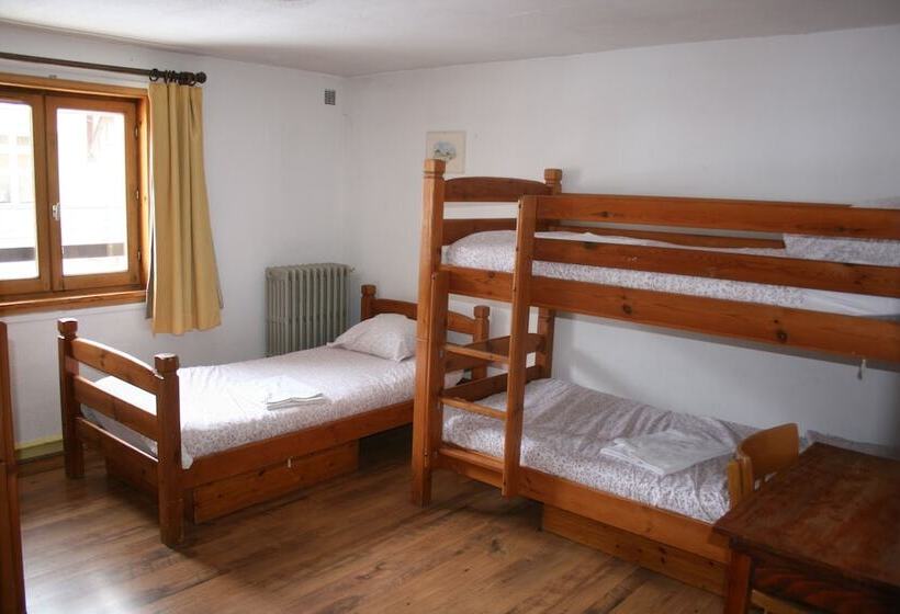 اتاق خانوادگی با سرویس بهداشتی مشترک, Chalet Hôtel La Rafale