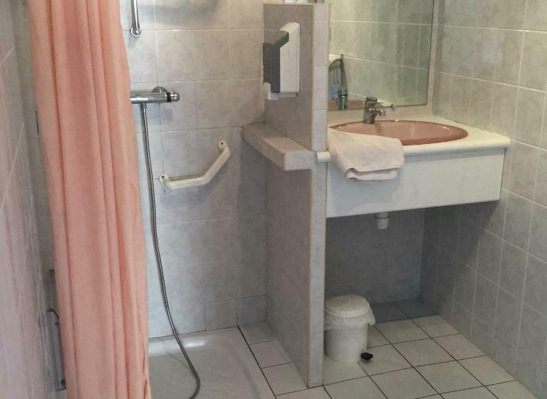 Quarto Estandar com Terraço, Hôtel Armony