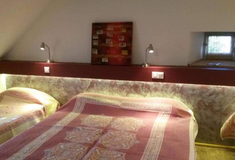 Villa 3 Quartos, Hôtel Armony
