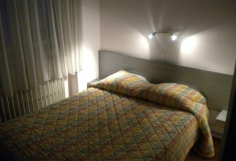 Quarto Estandar, Hôtel Du Ladhof
