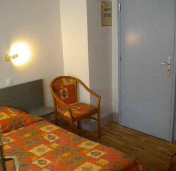 غرفة قياسية ثلاثية, Hôtel Du Ladhof