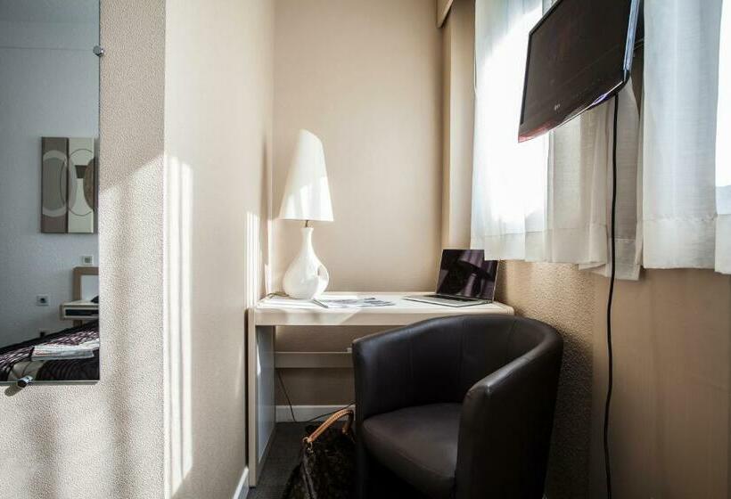 Номер Стандарт, Hôtel Karène