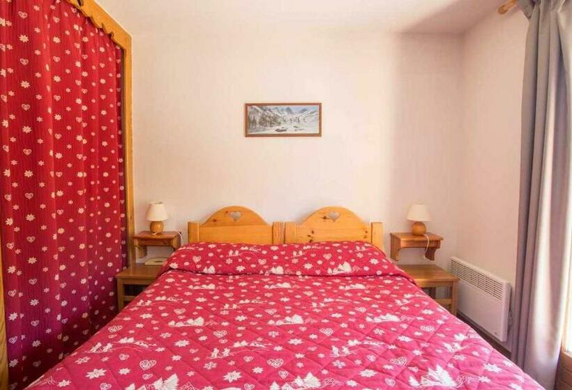 Номер Стандарт, Hôtel L Echaillon