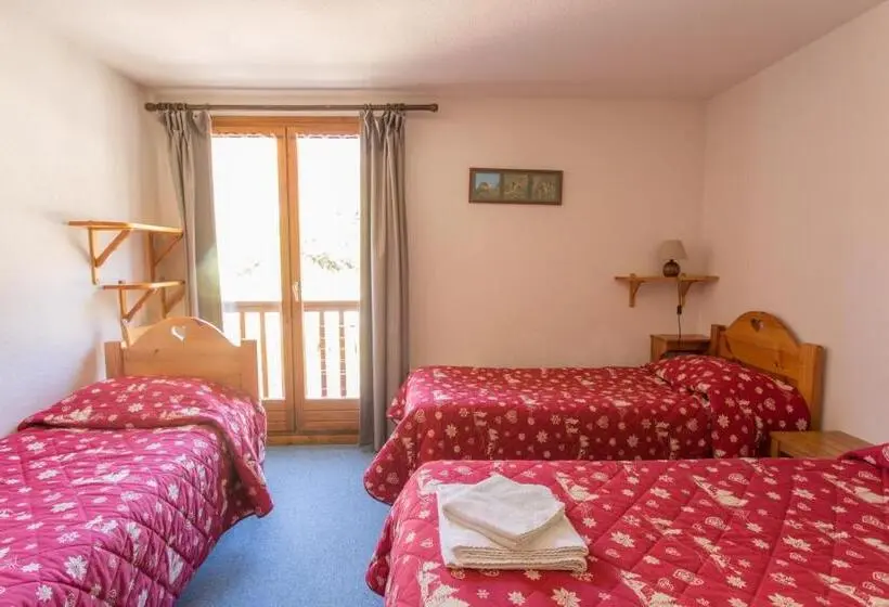 Standard Kolmen Hengen Huone, Hôtel L Echaillon