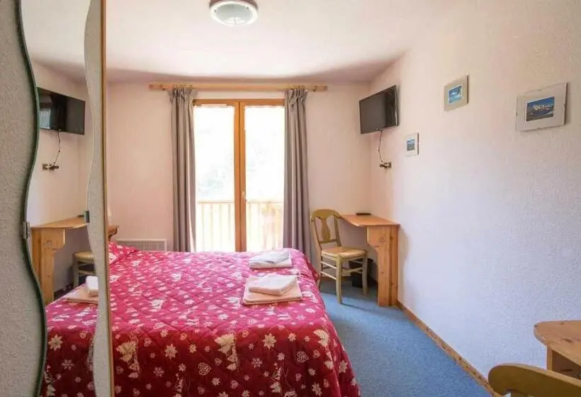 Perhehuone, Hôtel L Echaillon