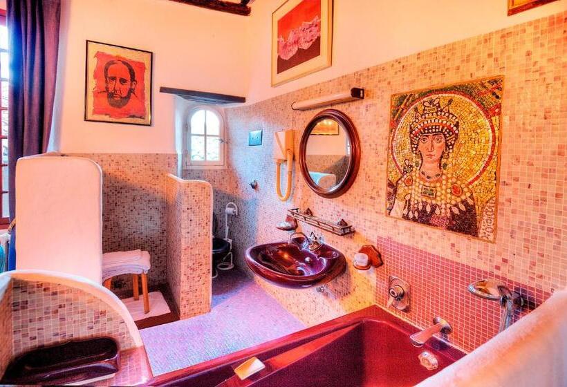 غرفة سوبيريور, Hôtel Les Arcades