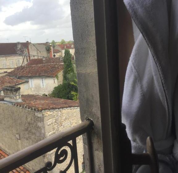 غرفة قياسية رباعية, Hôtel Ligaro