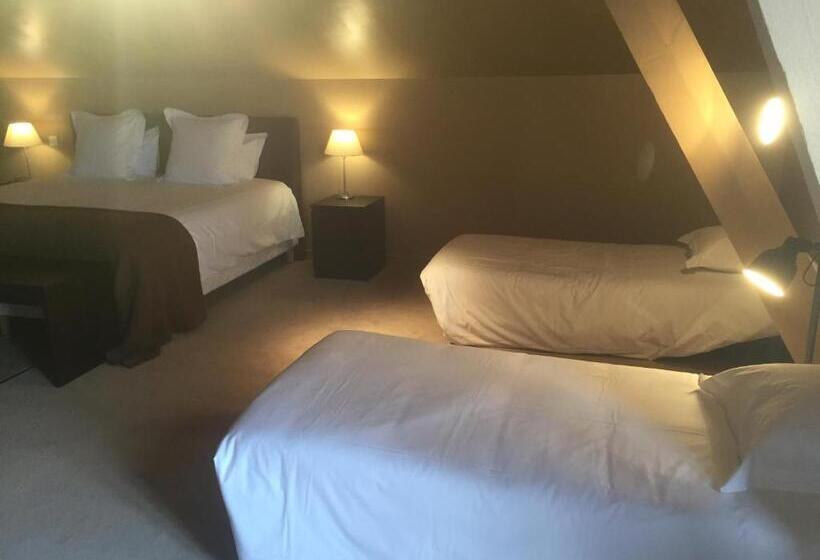 غرفة قياسية رباعية, Hôtel Ligaro