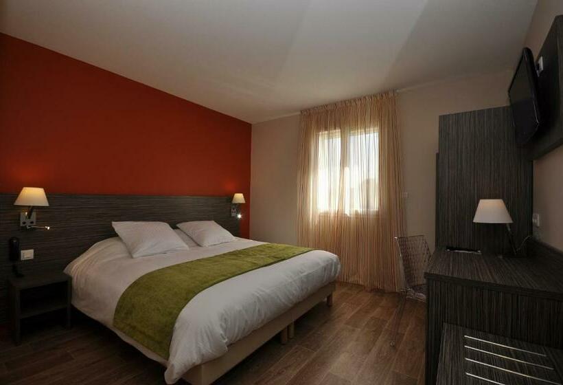 غرفة قياسية, Le Caiman