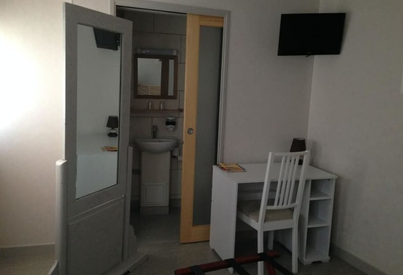 غرفة قياسية, Le Neptune