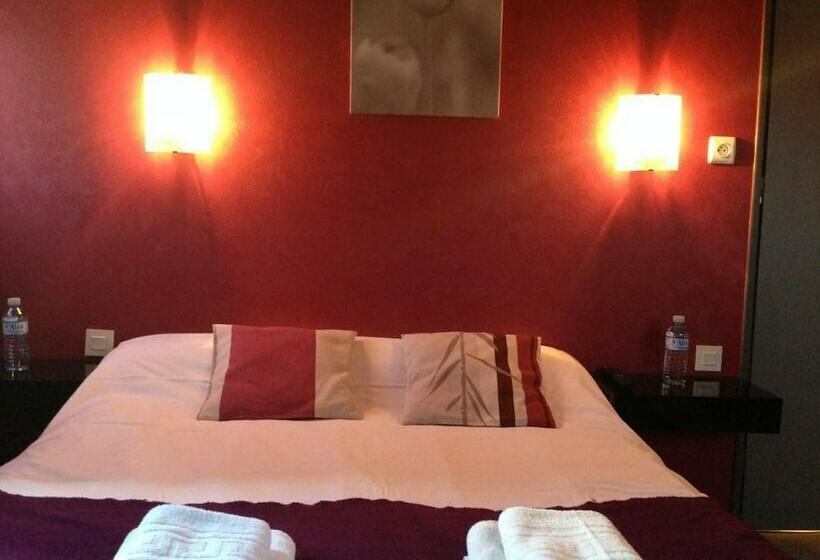 غرفة قياسية, Le Neptune