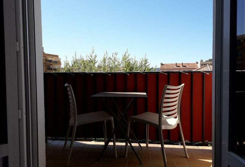 Номер Стандарт с Балконом, Le Terminus