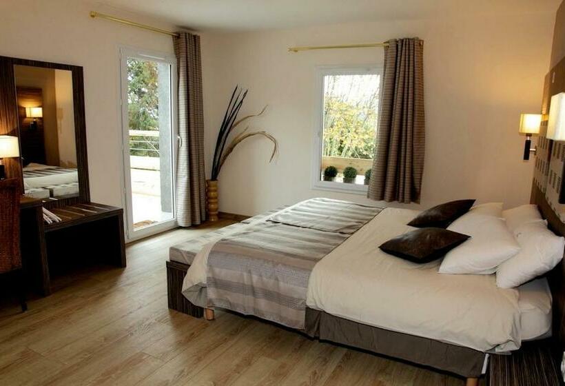 スーペリアールーム, Les Olivades