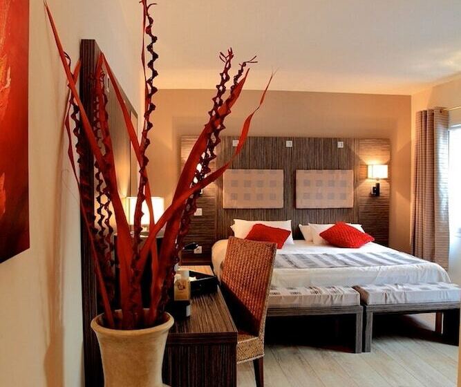 スーペリアールーム, Les Olivades