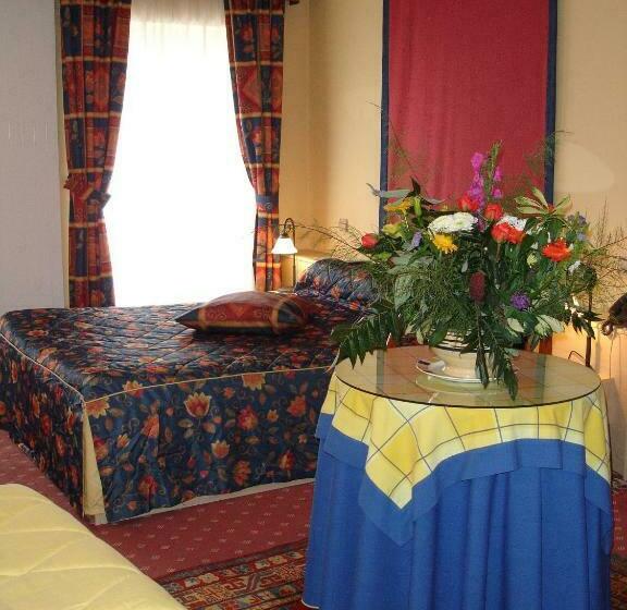 غرفة سوبيريور, Les Reflets Jaunes