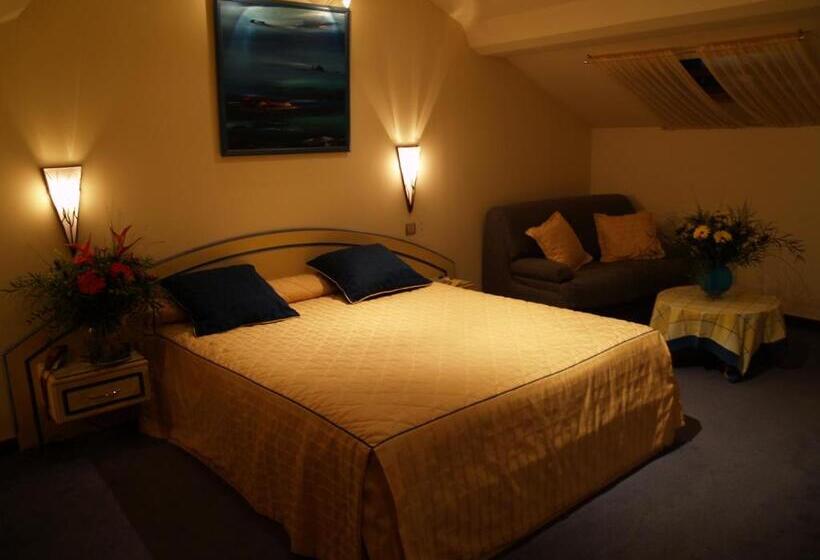 غرفة سوبيريور, Les Reflets Jaunes