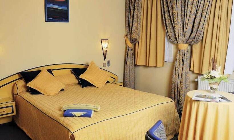 جناح إدارى, Les Reflets Jaunes